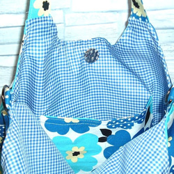 1200円➡1000円セール品　北欧花柄のトートバッグ　B5サイズ　青　Ｄカン付き 5枚目の画像