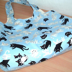 黒猫としま猫ちゃんのエコトートバッグ（Ｍサイズ）　ブルー 6枚目の画像