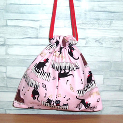 【セール品】1300円➡800円　レッスンバッグと給食袋セット　ピアノの上の猫ちゃん　ピンク 3枚目の画像
