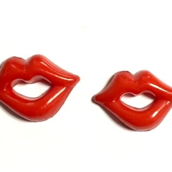 シュールでかわいい唇のカボション(赤) 30個 *リップ*カボション*レジンパーツ*ハンドメイド素材 RP1 4枚目の画像