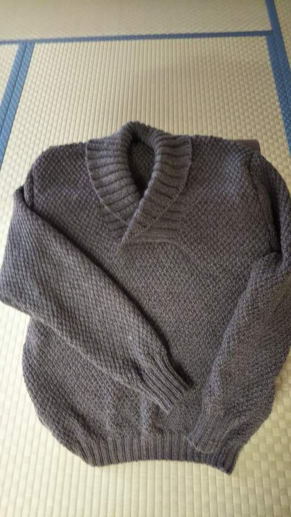 清様専用オーダーページ暖かい襟元が特徴のセーター 2枚目の画像