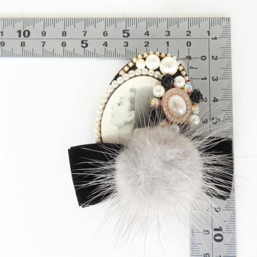 送料無料！オールドフレンチの ミンク ファー ブローチ ブローチ  