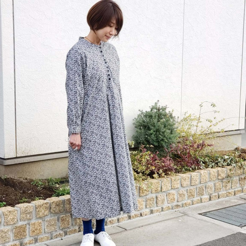 リバティ ボタンタックワンピース ワンピース グレンジェイド リバティ ボタンタックワンピース ワンピース グレンジェイド