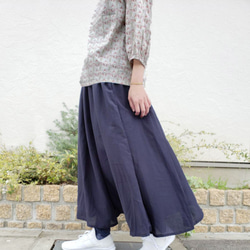 【送料無料】スカート　６枚ハギスカート　紺　シルクコットン　両サイドポケット　フリーサイズ　裏地付き　涼しい　洋服 1枚目の画像