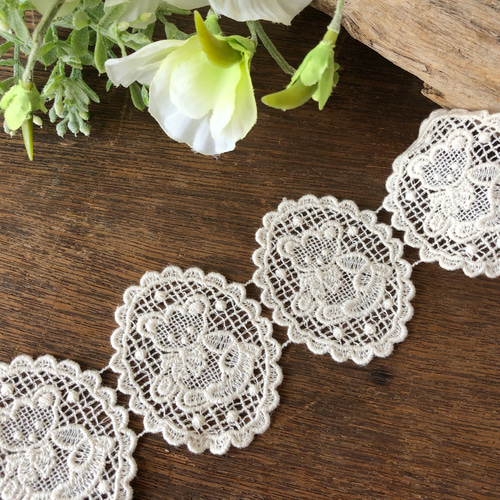 ☆くまさんのモチーフレース Kiek-10 （20コ単位） レース