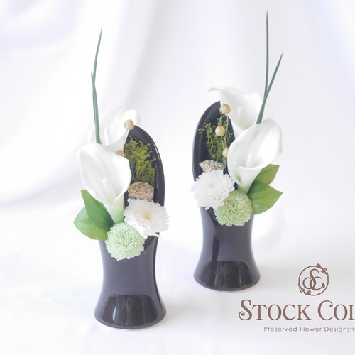 花*凛様 遺品整理 昭和レトロゴブラン織りケース付きイミテーションアクセサリーセ 仏花 カラーリリィと小菊のモダンアレンジ 花器付き＊プリザーブド