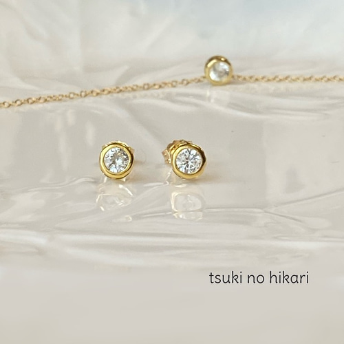 14kgf⭐️トップクラスの輝き！ホワイトジルコン 4mm 天然石 一粒 