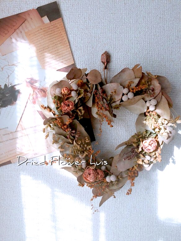 ドライフラワーハートリース リース huis 通販 3176257｜Creema(クリーマ)