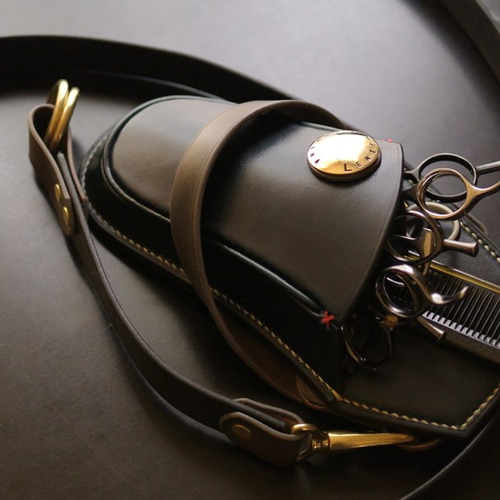 手染め ネイビームラ グレージュのシザーケース D.O.Lcraft （シザー