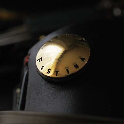 手染め ネイビームラ グレージュのシザーケース D.O.Lcraft （シザー