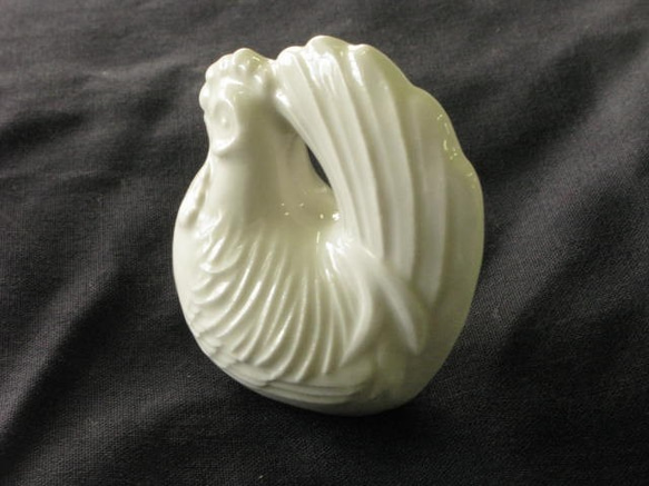 　ポーセリンアート 白磁,　鶏 5枚目の画像