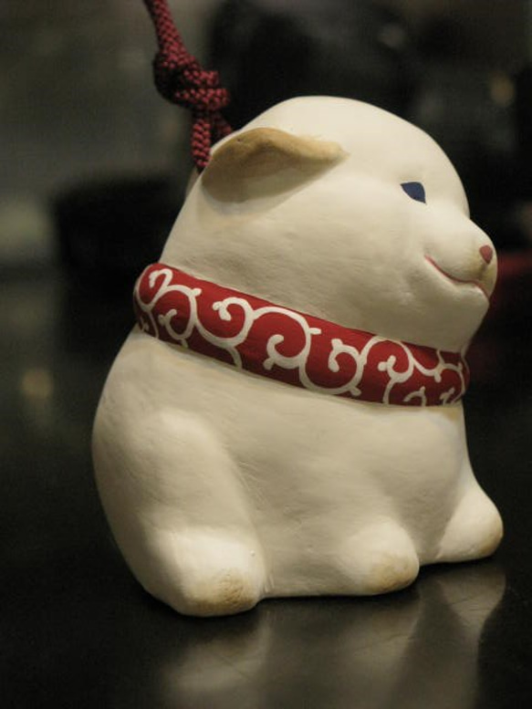奈良人形。犬の土鈴。 5枚目の画像