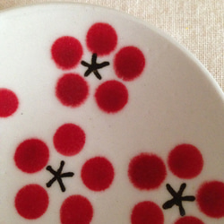 白磁豆皿(紅梅) 4枚目の画像