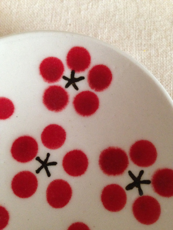 白磁豆皿(紅梅) 4枚目の画像