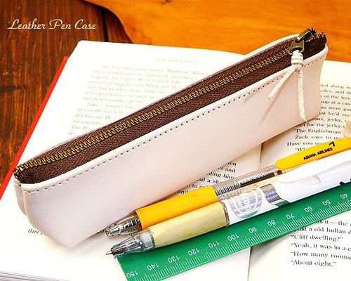 骨董品　銅製　筆箱　筆入れ　希少 骨董品 銅製 筆箱 筆入れ 希少 骨董品 銅製 筆箱 筆入れ 希少 2025年