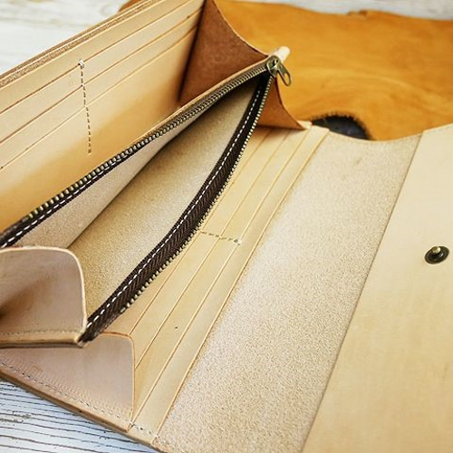 送料無料 コインが大きく開く!! 3つ折りロングウォレット 本ヌメ革  
