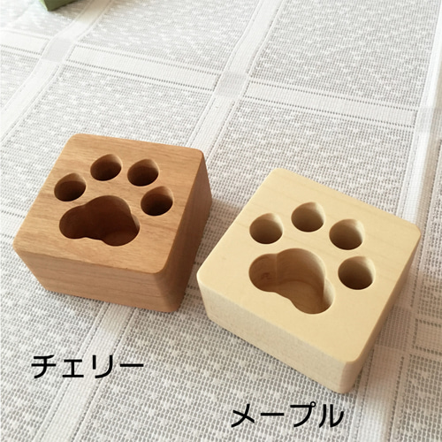 PING 小物 ペン立て 肉球ペン立て 四角 （ペンスタンド 無垢の木 子猫、子犬 ） ペン