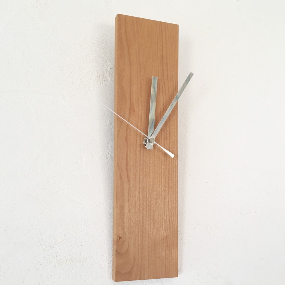 チェリーの掛け時計 （無垢 木製 ウォールクロック）