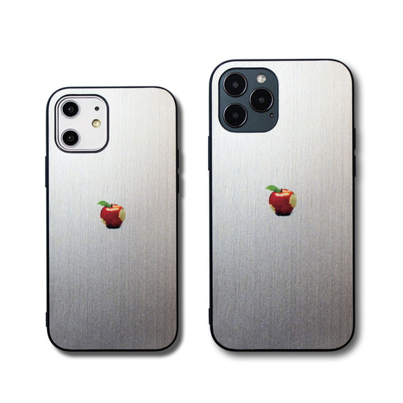 【まるで金属のようなiPhoneケース】iPhoneケースカバー（シルバー）赤リンゴ　耐衝撃 15/14/13/12~ 2枚目の画像