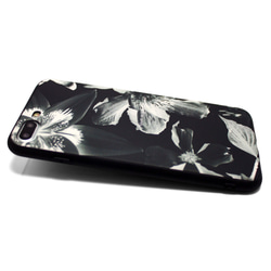 iphone7plusケース / iphone8plusカバー レザーケースカバー（花柄×ブラック）ブラックフラワー 2枚目の画像