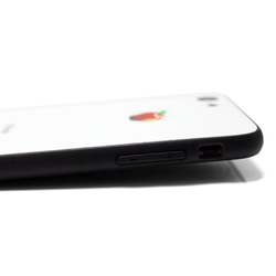 【曲げても落としても割れないガラス】 iphoneケースカバー（ホワイト×ブラック）赤リンゴ　耐衝撃 6枚目の画像