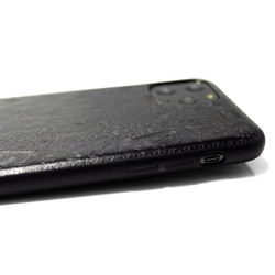 【iPhone16pro/15/14/13/13mini/12~】特殊エンボス加工レザーケースカバーペイズリー×ブラック 17枚目の画像
