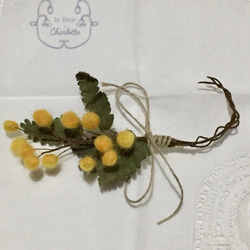 染花✳︎ミモザのブローチ 3枚目の画像