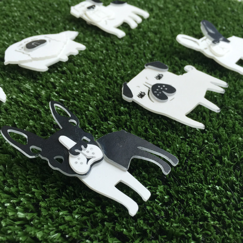 3D⁉️鼻ぺちゃ犬ブロ-チ 1個 ブローチ WANS.tokyo 通販 2166584