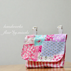 many花柄パッチワーク 収納ポケット パッチワーク風 花柄 移動ポケット その他入園グッズ HAND WORKS