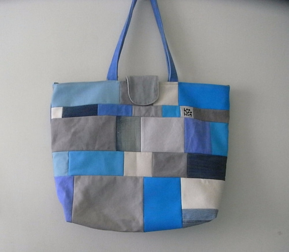 藍白色塊拼接[大]托特包 patchwork large tote bag [booboohug*布布抱抱] 第1張的照片