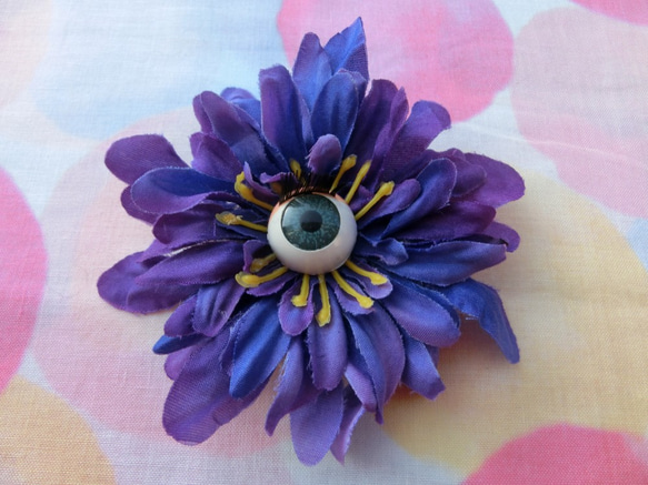 モンスター眼花ブローチ/ ピン -- Monster Eye Flower Brooch / Pin 第1張的照片