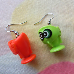 Vintage fishing toy game geekery toy fish earring kawaii sty 第5張的照片