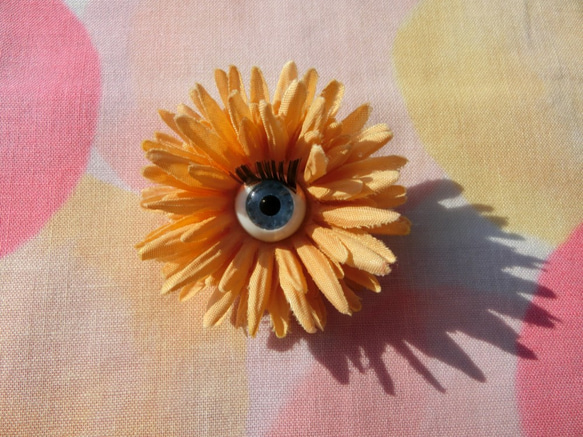 モンスター眼花ブローチ/ ピン -- Monster Eye Flower Brooch / Pin 第1張的照片