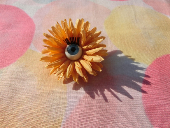 モンスター眼花ブローチ/ ピン -- Monster Eye Flower Brooch / Pin 第5張的照片