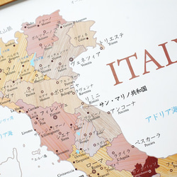 寄木風「イタリア地図」ポスターA2サイズ　木目 2枚目の画像