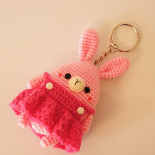 あみぐるみ＊防犯ブザー＊ピンクのうさぎちゃん＊ あみぐるみ amidoki