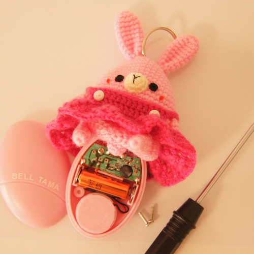 あみぐるみ＊防犯ブザー＊ピンクのうさぎちゃん＊ あみぐるみ amidoki