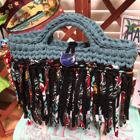 軽量♡ズパゲッティフリンジマルシェ♡猫ギャラクシーボタン付き  