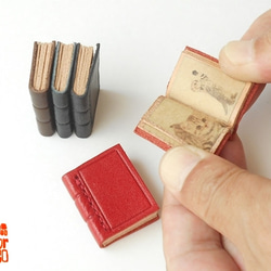 革の豆本の手作りキット（栃木レザー） 3枚目の画像