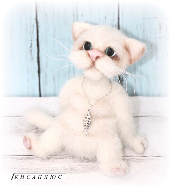 sample 硝子の瞳をもつこねこのあみぐるみぬいぐるみ白猫 sample しろ