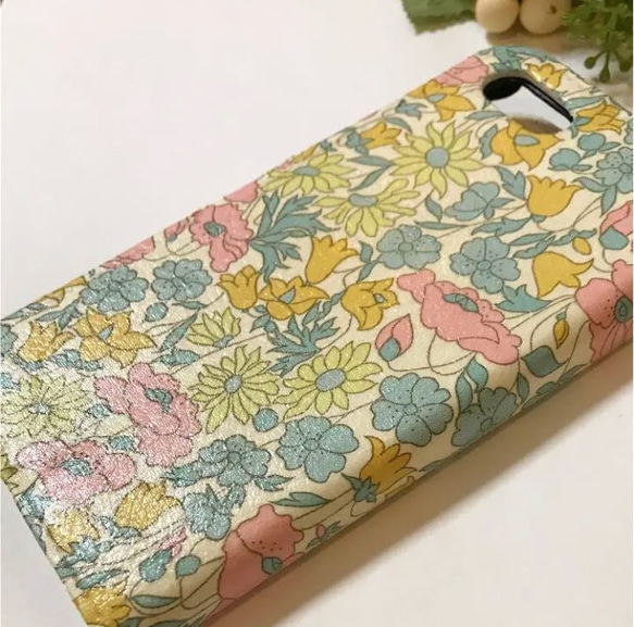 ♡ハンドメイド♡リバティ iPhone7 スマホケース 3枚目の画像