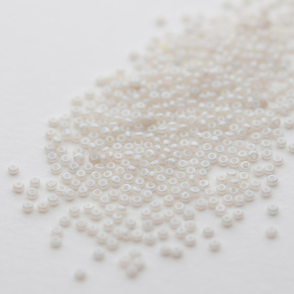 仏ヴィンテージ 極小 乳白オパール 1mm 2本 約800個  B110055_01 2枚目の画像