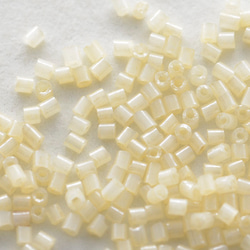 Rocaille Tube Creme 1.1mm 約1000個 B217_32211552_1/1 3枚目の画像