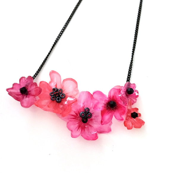 ピンクピンクの花の宝石セットネックレスイヤリングをカラーハンド透光性樹脂 2枚目の画像