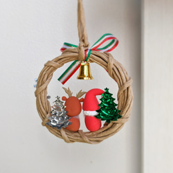 『Creema限定』サンタとトナカイの小さなクリスマス♥ Xmas飾り　ツリー　オーナメント　手編みリース　省スペース 5枚目の画像