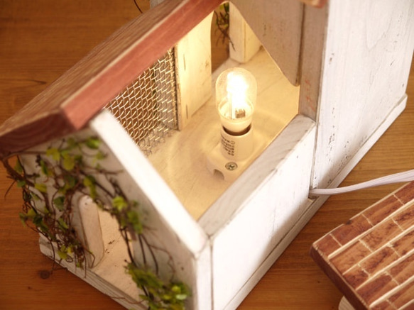 『送料無料』小人の家のLEDランプ 3枚目の画像