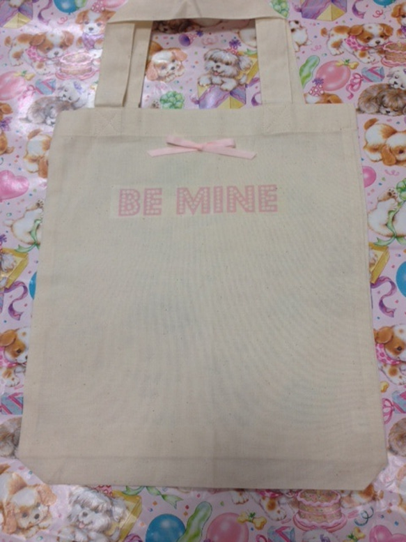 BE MINE BAG 1枚目の画像