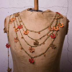 Oya lace necklace color leaf 第3張的照片