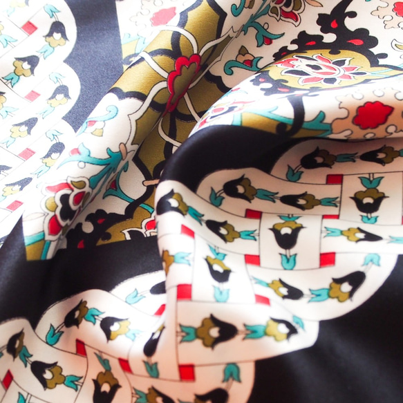 土耳其東方圍巾·Silk-art-A03·免費送貨·黑色再次上架 第2張的照片