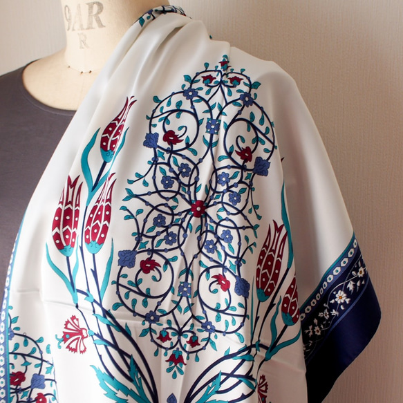 特別価格・オリエンタルストール・トルコ・レーヨン・ラーレNB 7枚目の画像